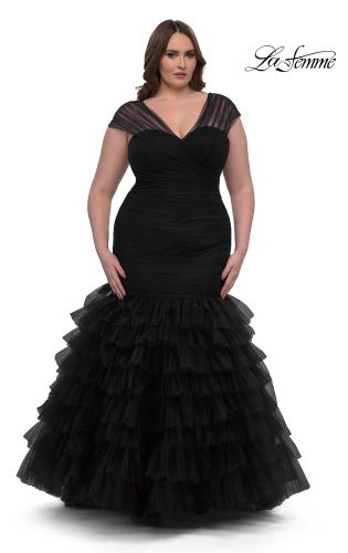 Picture of: Mermaid Curve Prom Dress with Ruffle Skirt in Black, Style: 32389, Main Picture