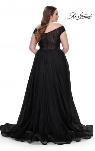 Picture of: A-Line Tulle Off the Shoulder Plus Size Dress with Slit in Black, Style: 32204, Detail Picture 4