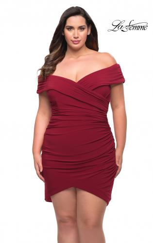 Picture of: Plus Size Short Jersey Off the Shoulder Dress in Burgundy, Style: 29521, Detail Picture 3
