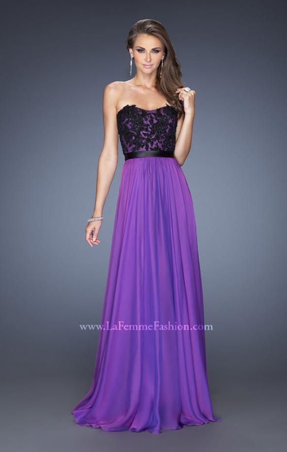 Picture of: Long Chiffon Prom Dress with Belt and Sweetheart Neck in Purple, Style: 20068, Detail Picture 2