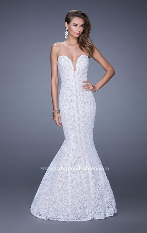 Picture of: Lace Mermaid Gown with Scalloped Lace Trim in White, Style: 20570, Detail Picture 3
