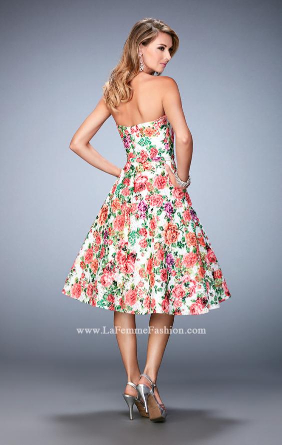Picture of: Floral Tea Length Dress with Sweetheart Neckline in Print, Style: 22903, Back Picture