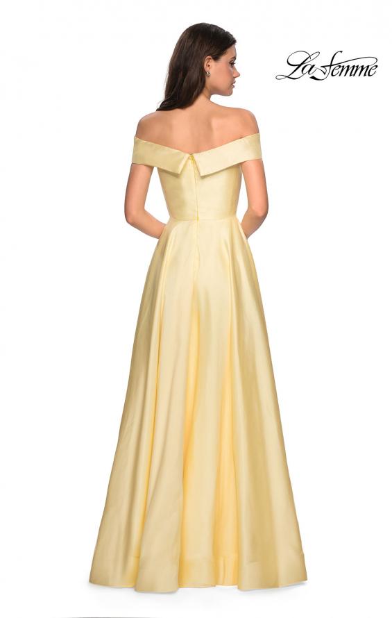 Picture of: Long Off The Shoulder Gown with Pockets in Light Yellow, Style: 27005, Detail Picture 5