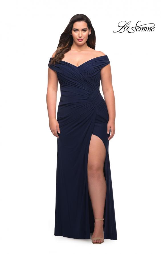 Picture of: Flattering Ruched Off the Shoulder Plus Size Dress in Navy, Style: 29722, Detail Picture 2