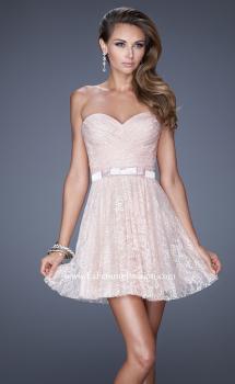Picture of: Short Dress with Gathered Bodice and Sweetheart Neck in Pink, Style: 20531, Main Picture