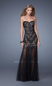 Picture of: Bold Tulle Dress with Sweetheart Neck and Sheer Skirt in Black, Style: 21114, Main Picture
