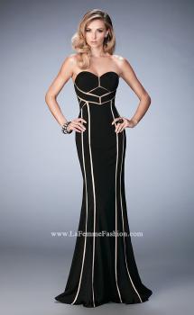 Picture of: Jersey Prom Dress with Sweetheart Neck and Open Back in Black, Style: 22205, Main Picture