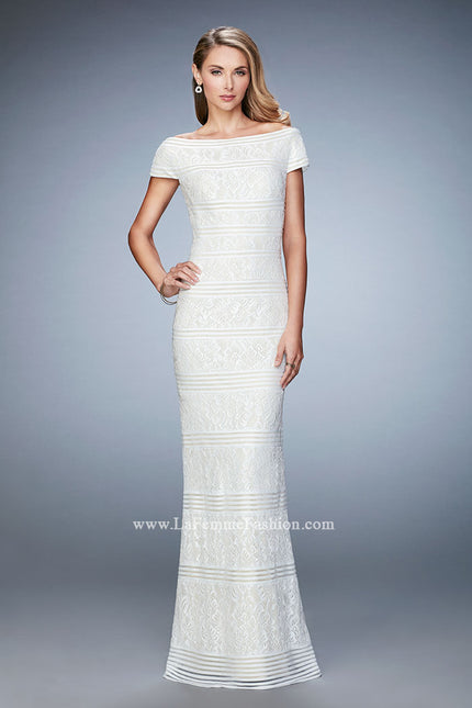 Picture of: Gold Lined Cap Sleeve Lace Evening Dress in White, Style: 23012, Detail Picture 1