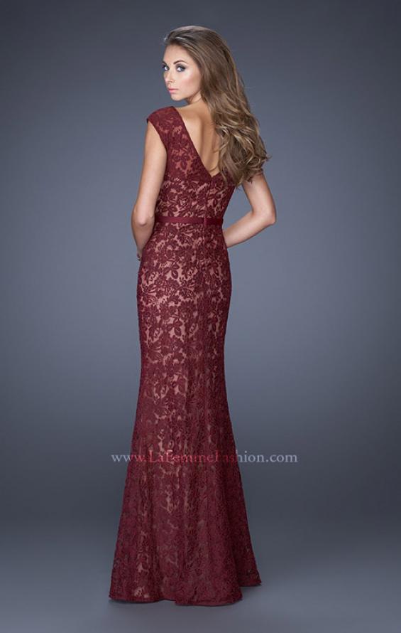 Picture of: Bold Lace Dress with V Neckline and Thin Belt in Red, Style: 20450, Back Picture