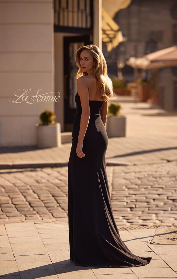 Picture of: Simple Prom Dress with Strapless Sweetheart Neckline in Black , Style 32919, Detail Picture 4